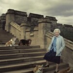 La reina Isabel II Y sus corgis